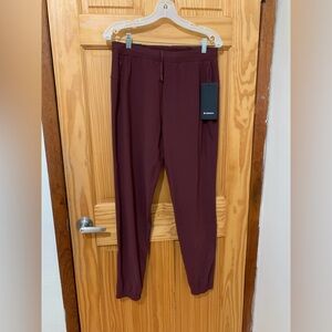 Lululemon women’s joggers. Brand new.